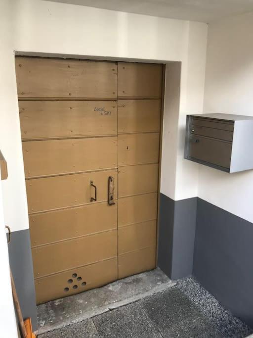 La Maisonnette : Charmante Maison Independante Salgesch Ngoại thất bức ảnh